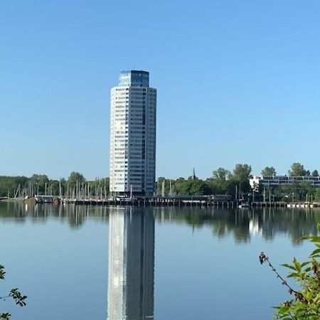 Ferienwohnung Im Wikingturm Schleswig Exterior photo
