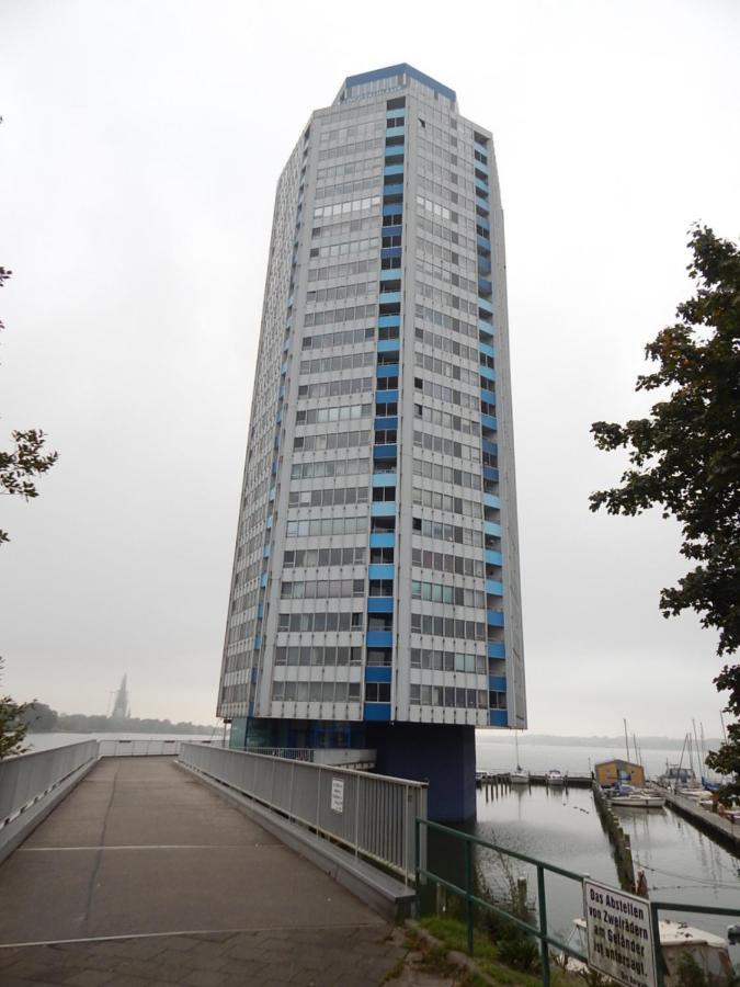 Ferienwohnung Im Wikingturm Schleswig Exterior photo